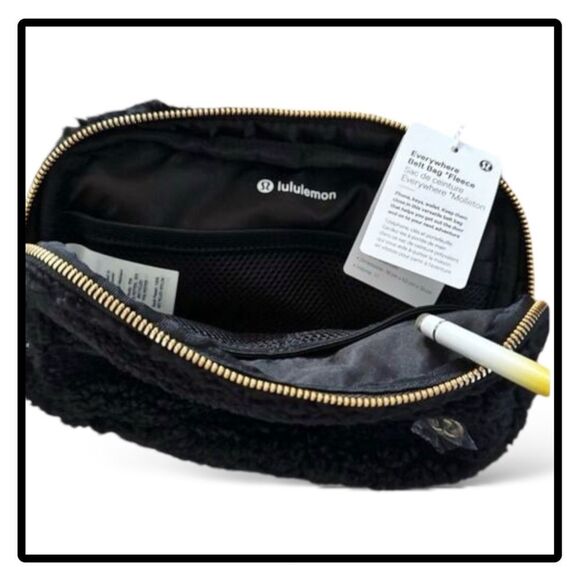NWT Lululemon Everywhere Belt Bag Fleece Black - Picture 12 of 15